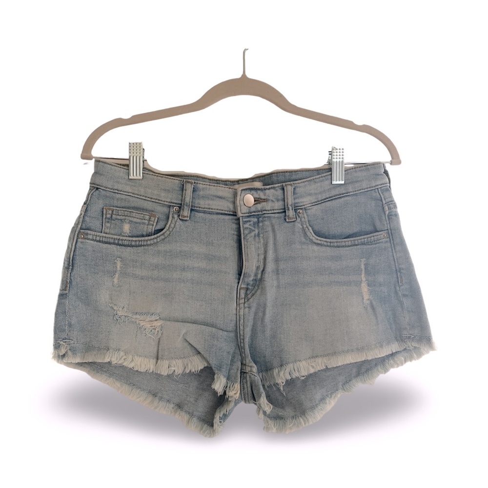 H&M 8 denim shorts blue short 5 pocket distressed frayed